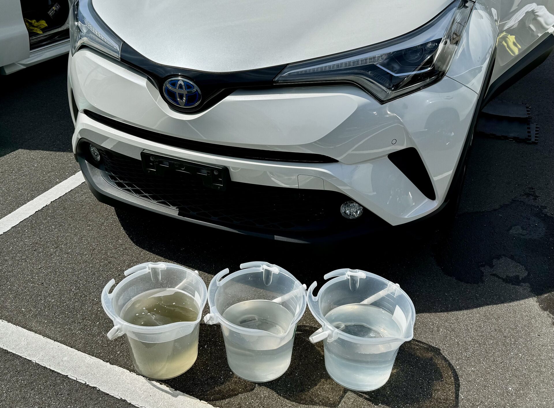 2017年式 トヨタ　C-HR　46,500km