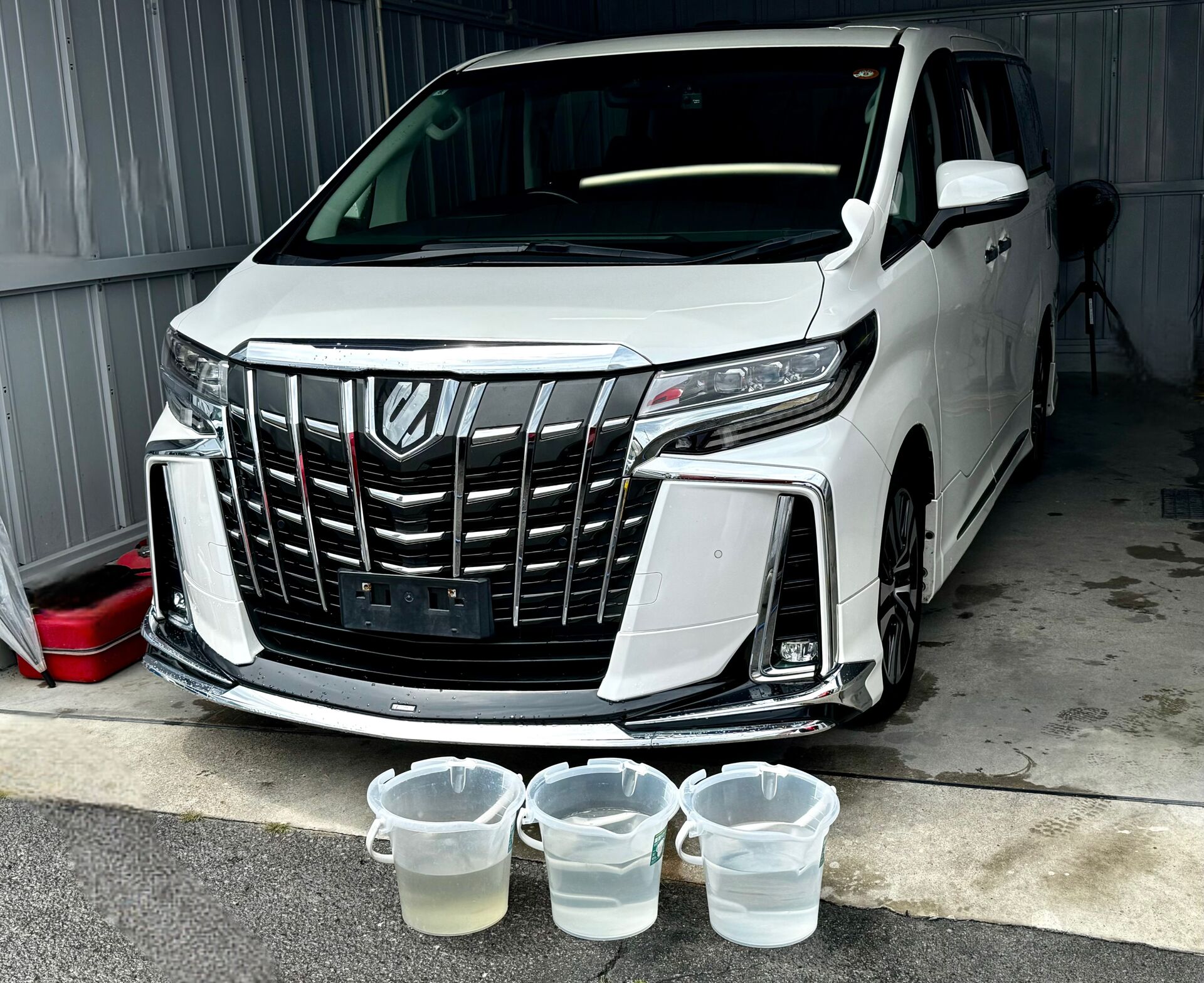 2020年式　トヨタ　　アルファード　53,000km