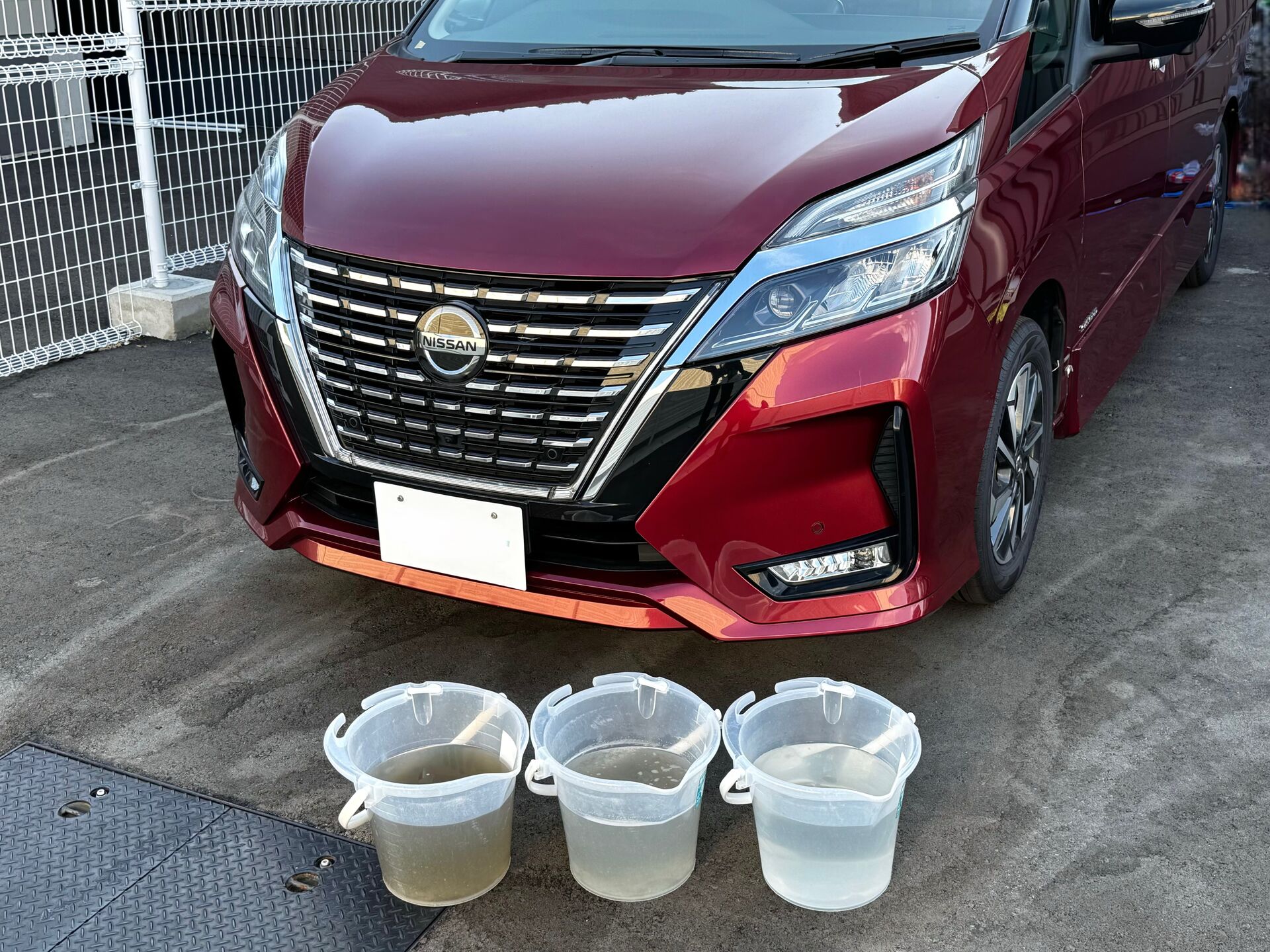 2022年式　日産　セレナ　40,000km