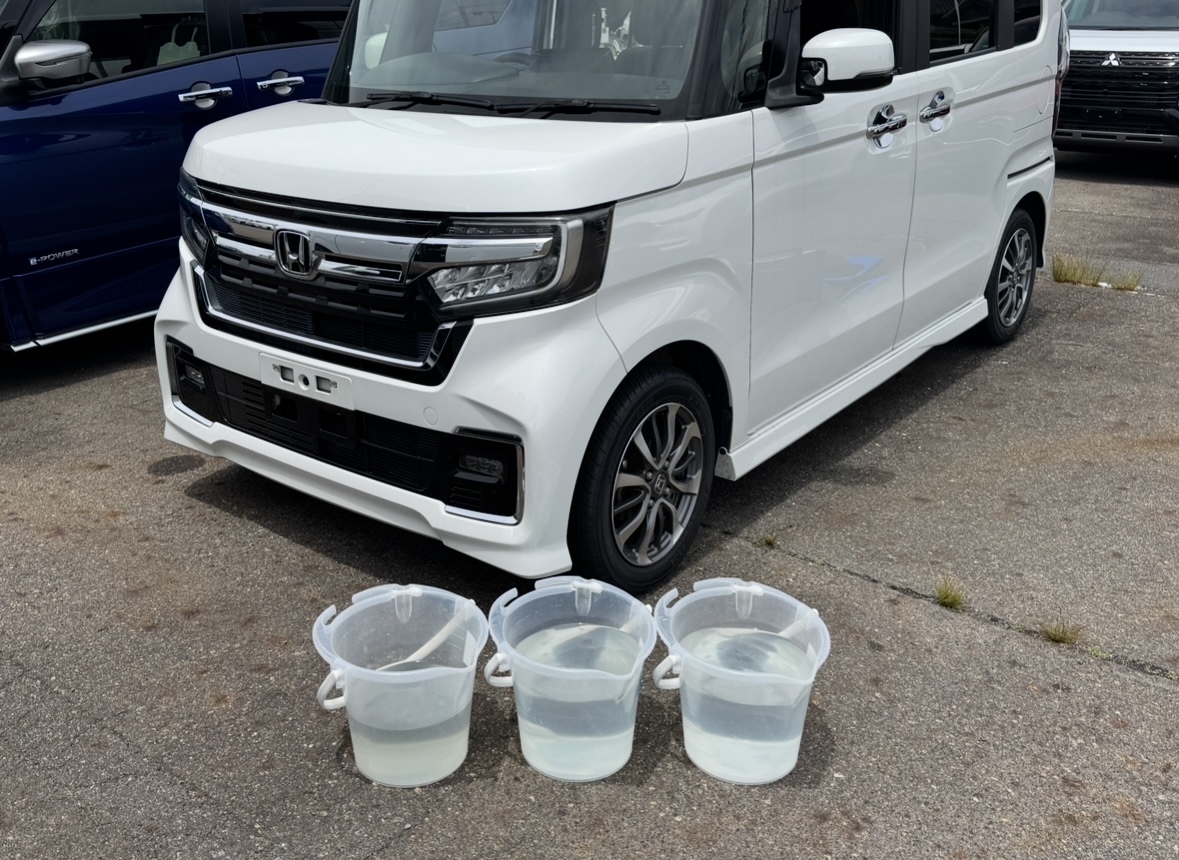 2021年式 　ホンダ　CN-BOX　Custom　38,000km