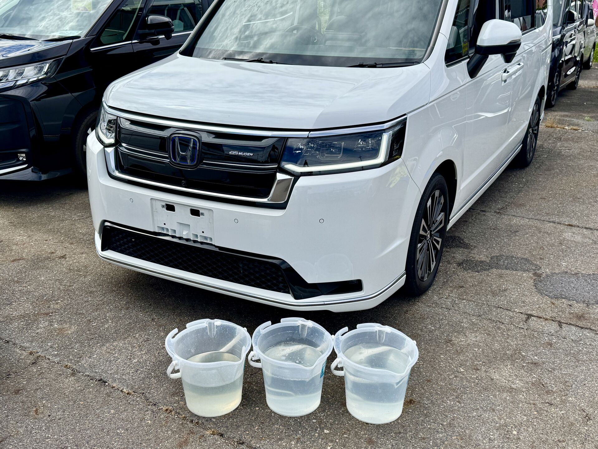 2023年式　　ホンダ　ステップWGN   25,000km